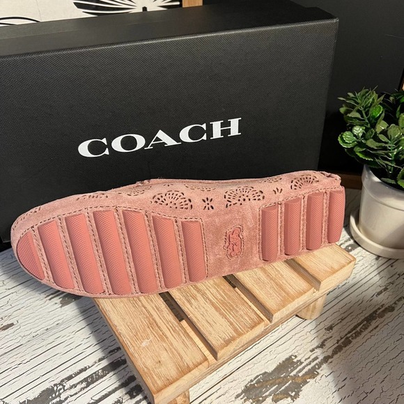 Coach Crosby w/Tea Rose Cutout - Picture 3 of 4